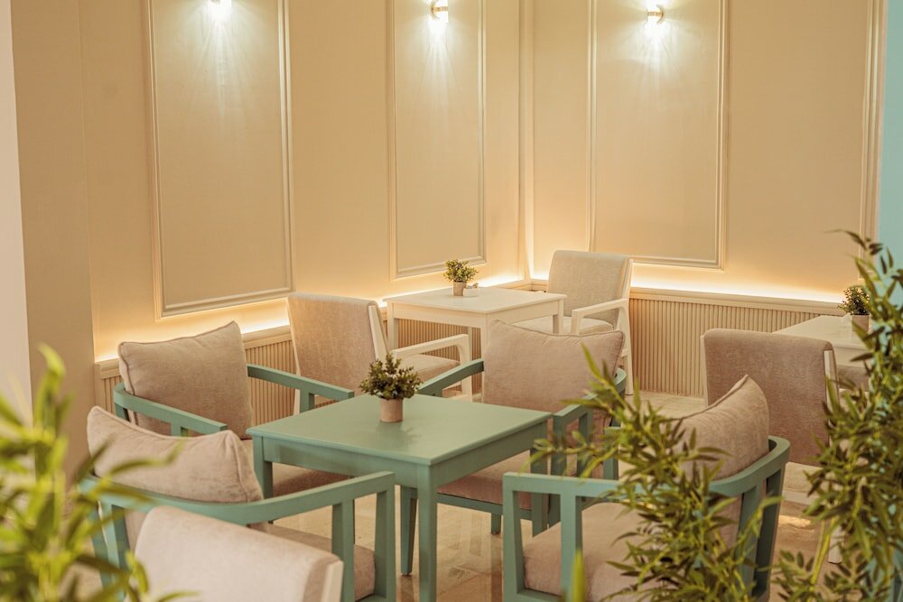 Фото Capital O133 Al Sawadi Beach Resort & SPA