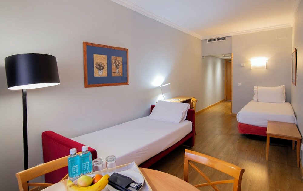 Фото Muralto Madrid Princesa