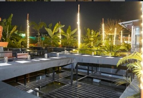 Orange Eye Resort