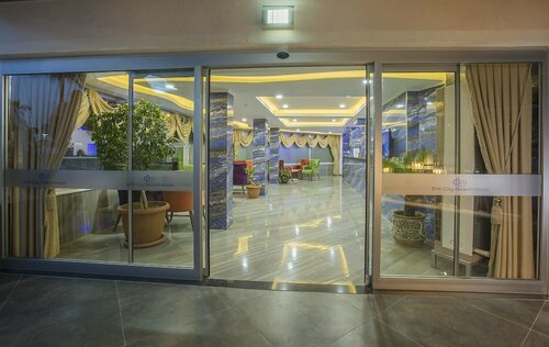 Гостиница Arsi Enfi City Beach в Джумхуриете