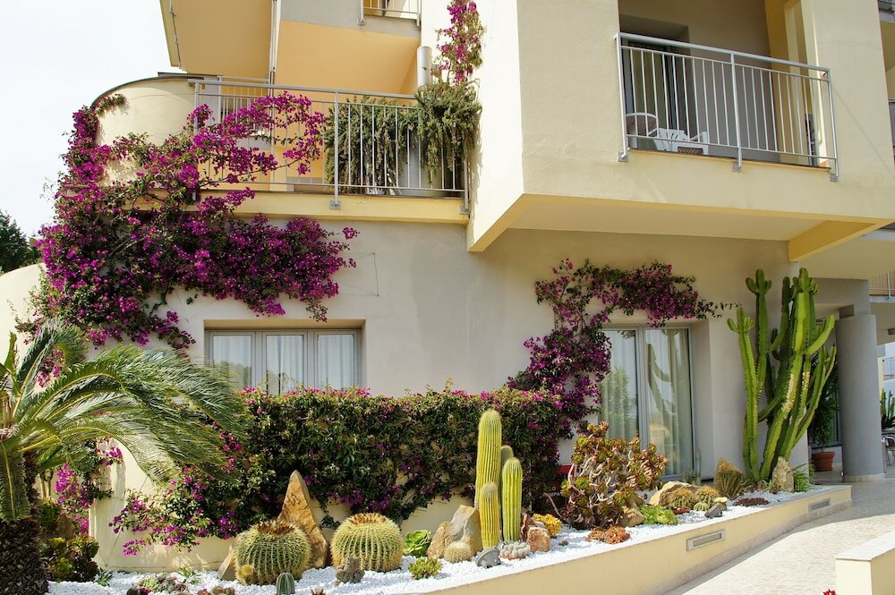 Фото Hotel Metropol