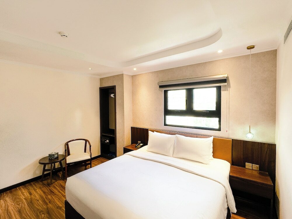 Фото Bon Ami Hotel