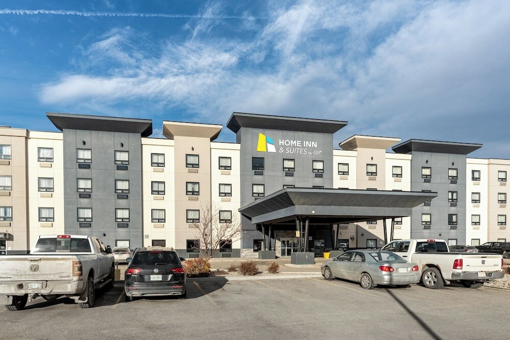 Фото Home Inn and Suites Regina Airport