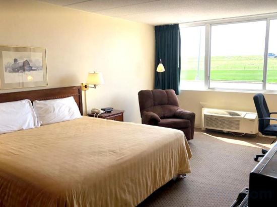 Фото Norwood Inn and Suites Worthington