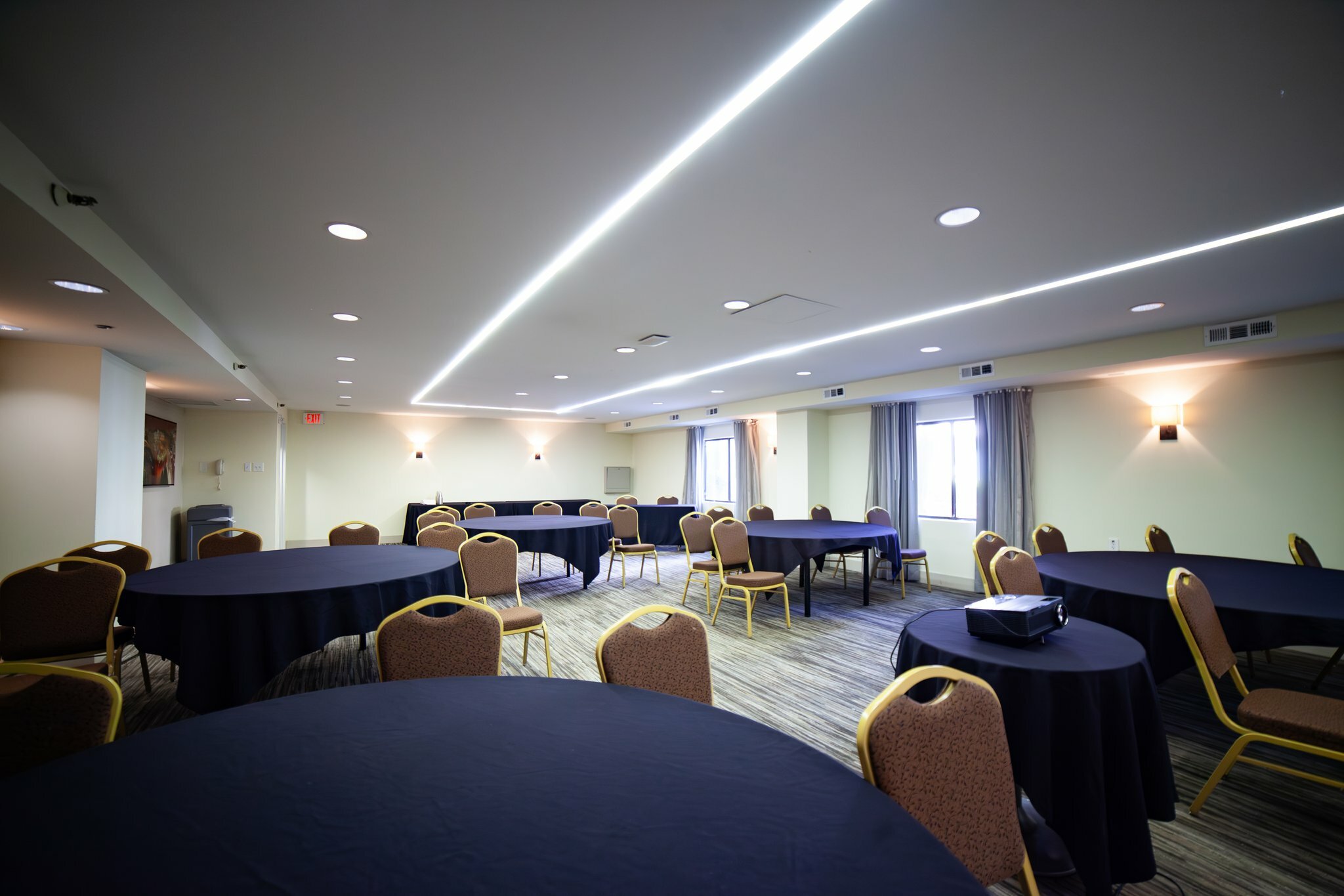 Фото Holiday Inn Irving Las Colinas, an Ihg Hotel