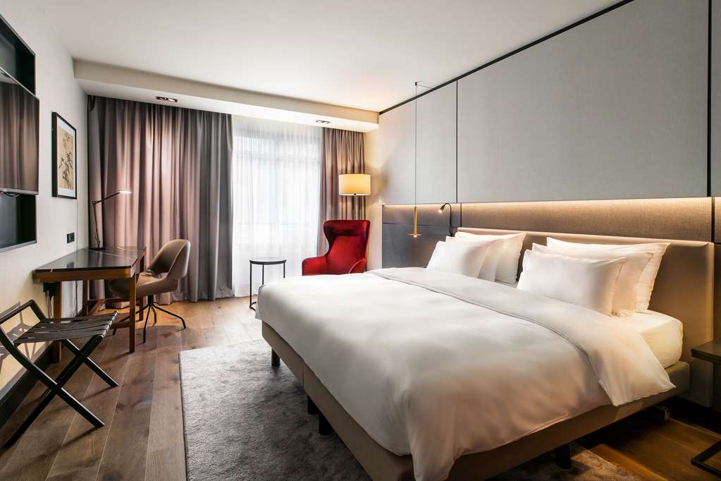Фото Radisson Collection Hotel, Grand Place Brussels