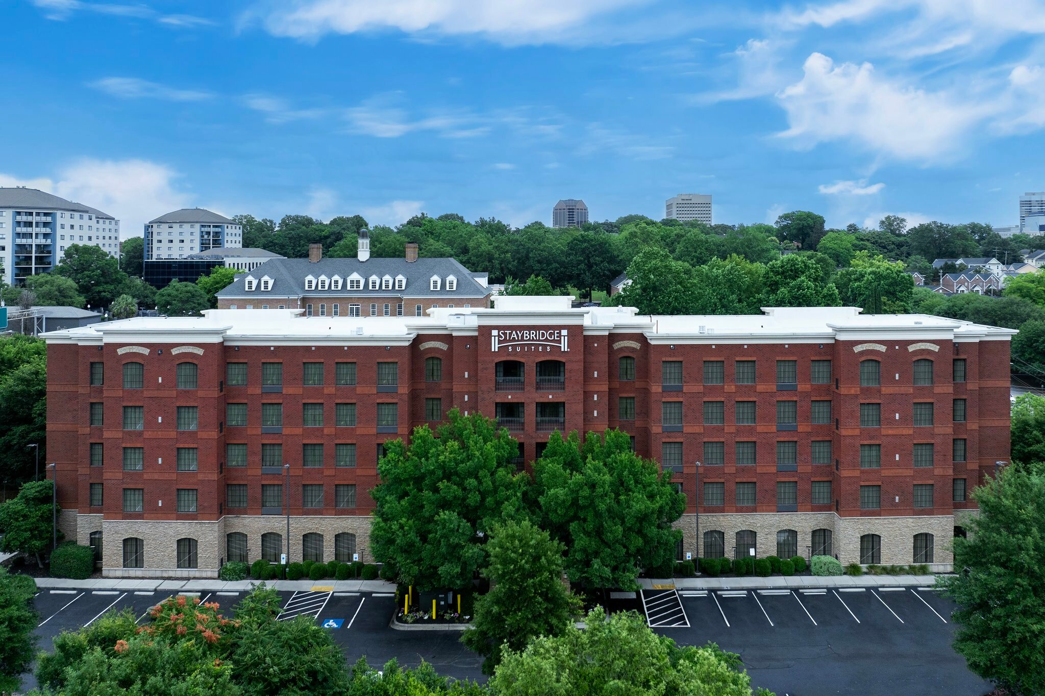Фото Staybridge Suites Columbia, an Ihg Hotel