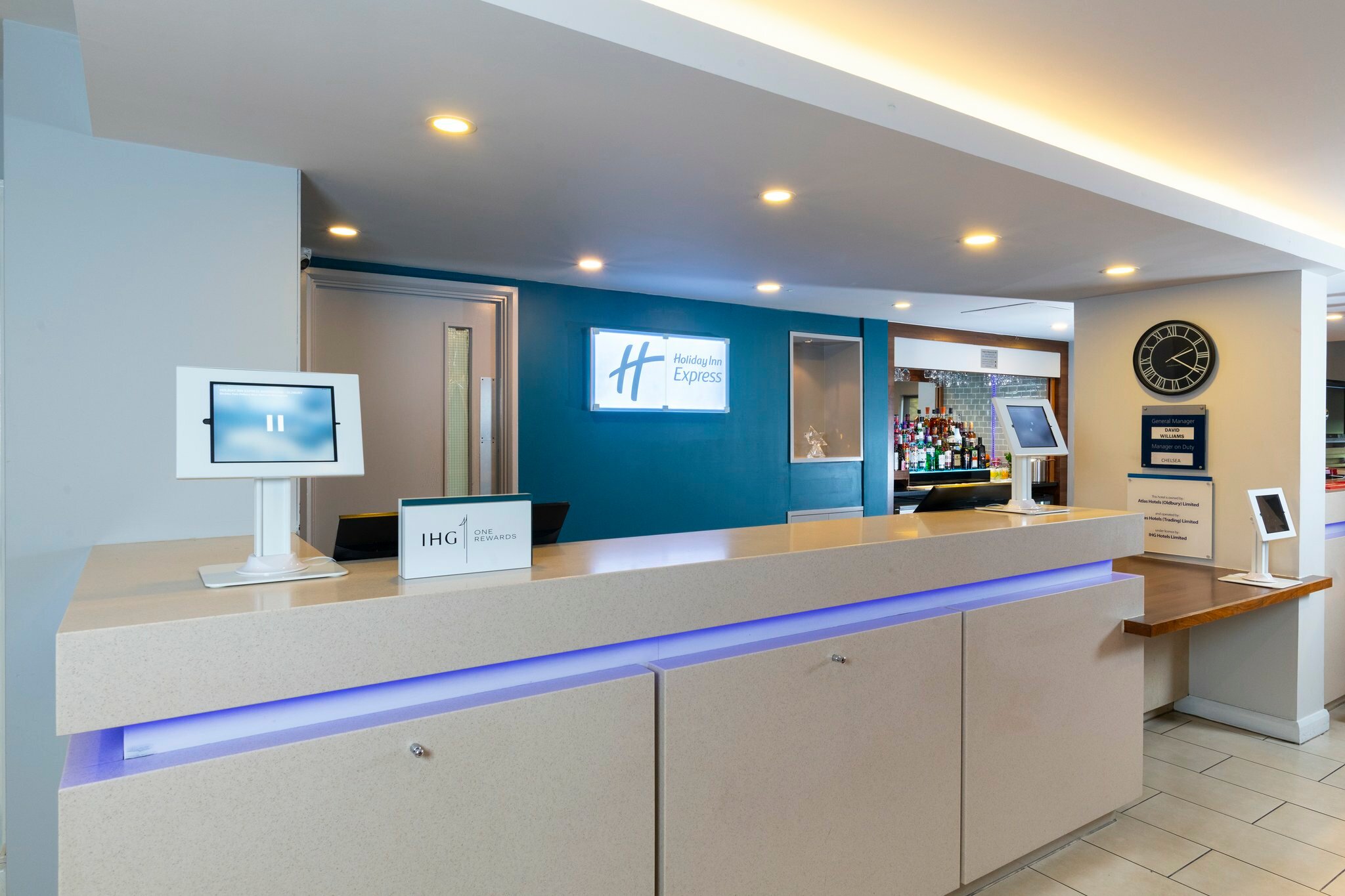 Фото Holiday Inn Express Birmingham - Oldbury, an Ihg Hotel