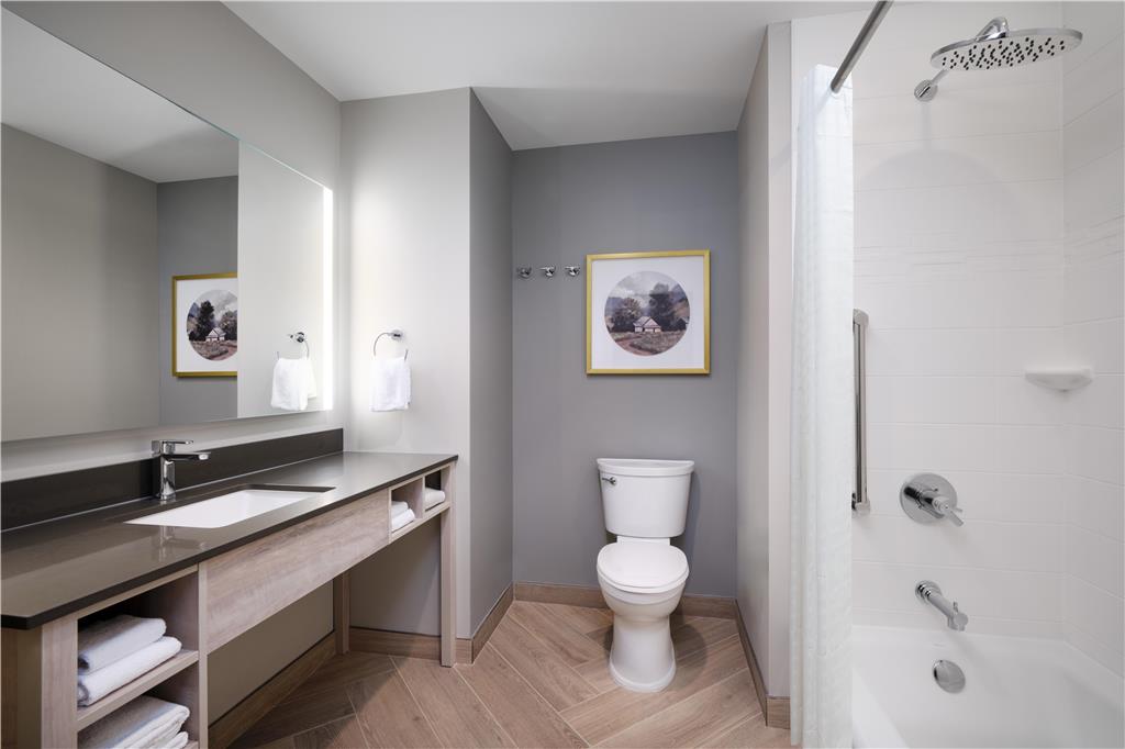 Фото @home by Best Western Walkerton