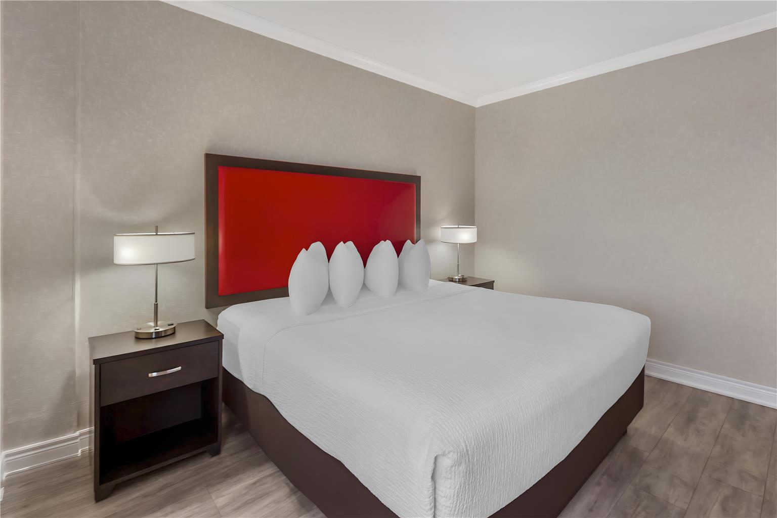 Фото Best Western Plus Rose City Suites