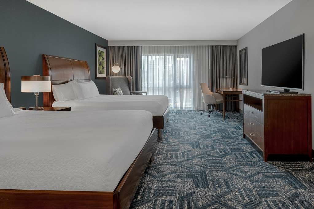 Фото Hilton Garden Inn Burlington Downtown