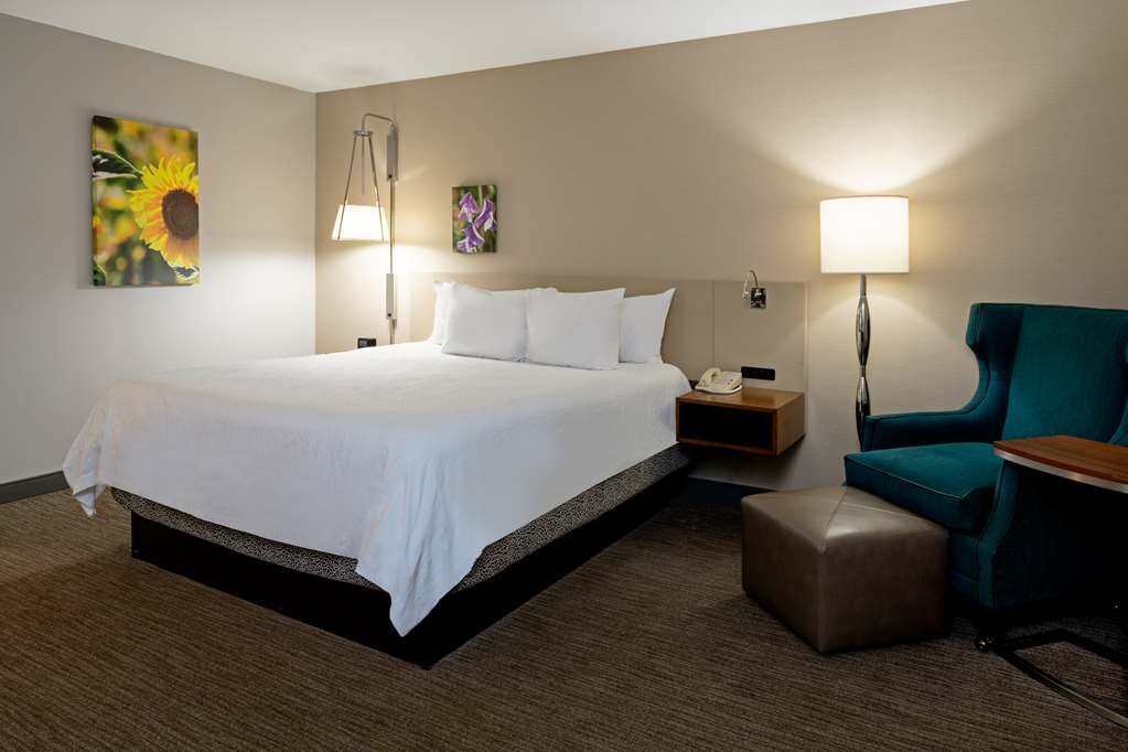 Фото Hilton Garden Inn Folsom