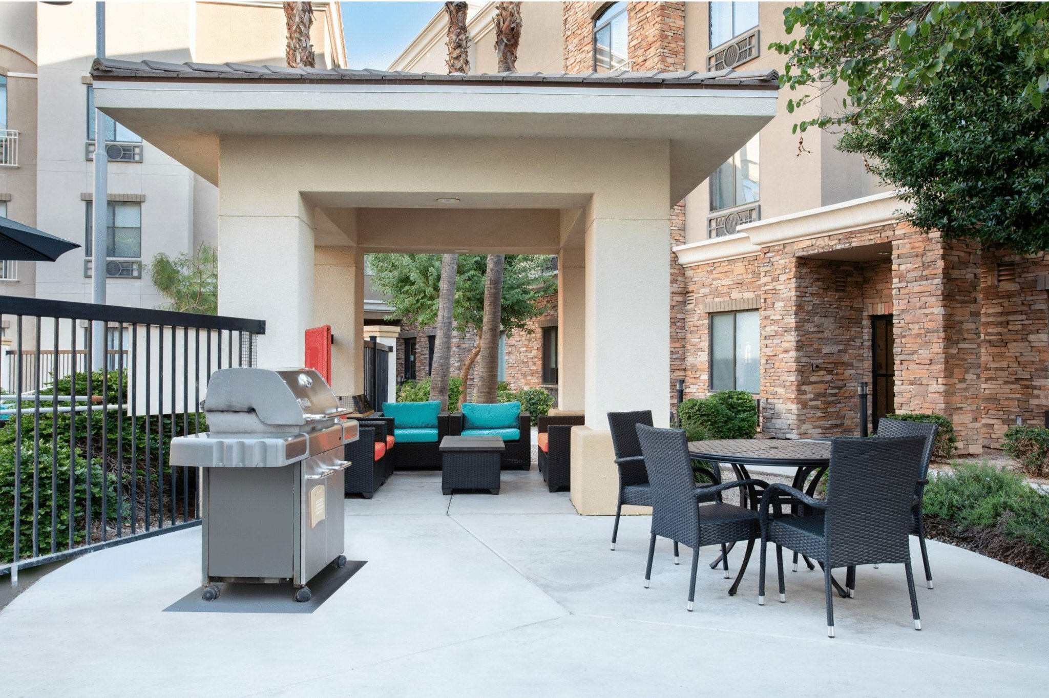 Фото Staybridge Suites Phoenix - Glendale Sports Dist, an Ihg Hotel