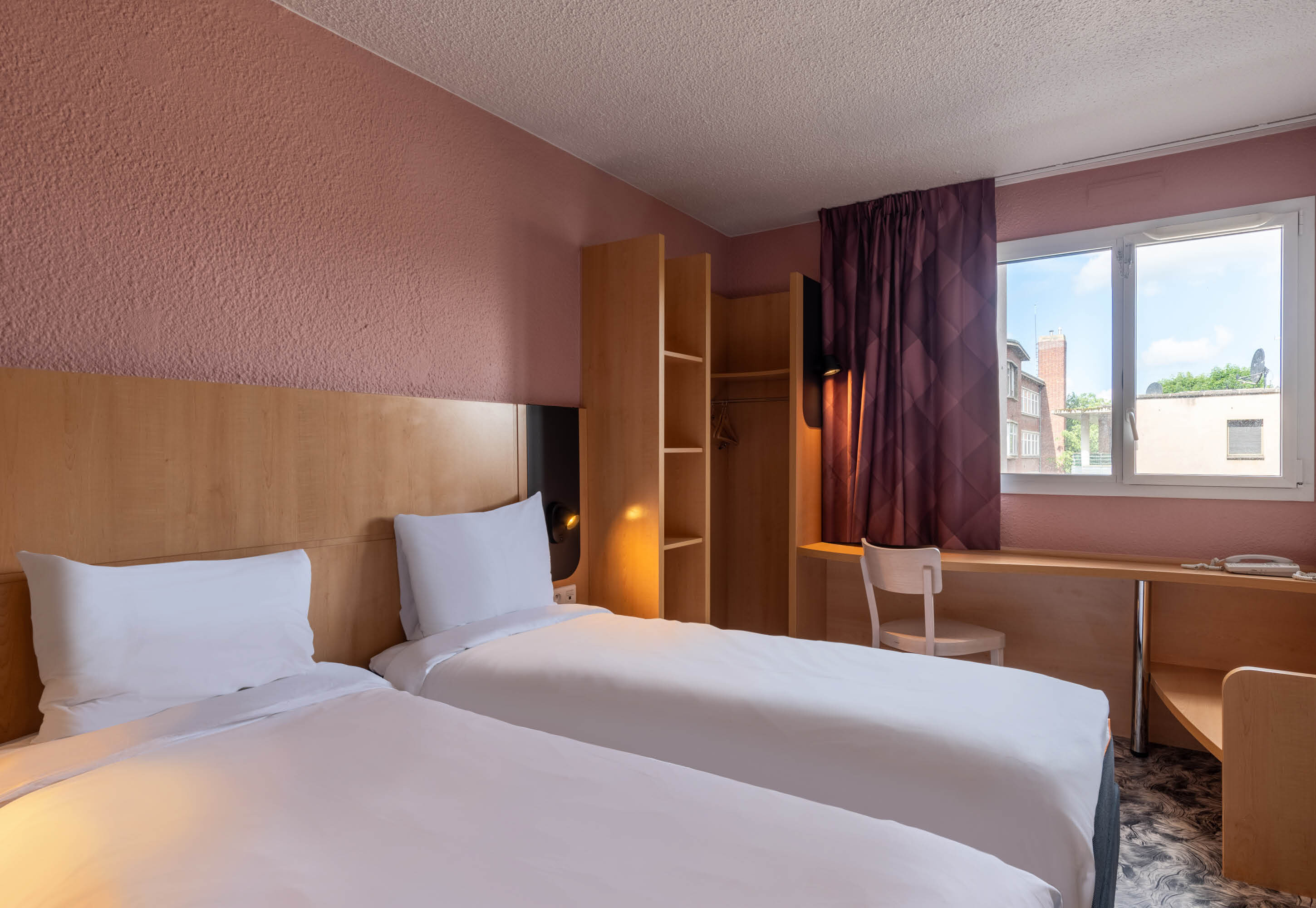 Фото B&b Hotel Amiens Centre Cathédrale