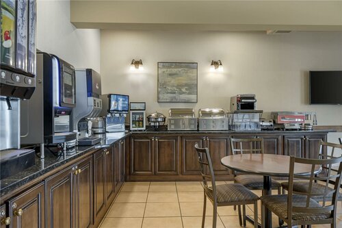 Гостиница Best Western Plus Fredericton Hotel & Suites в Провинции Нью-Брансуик