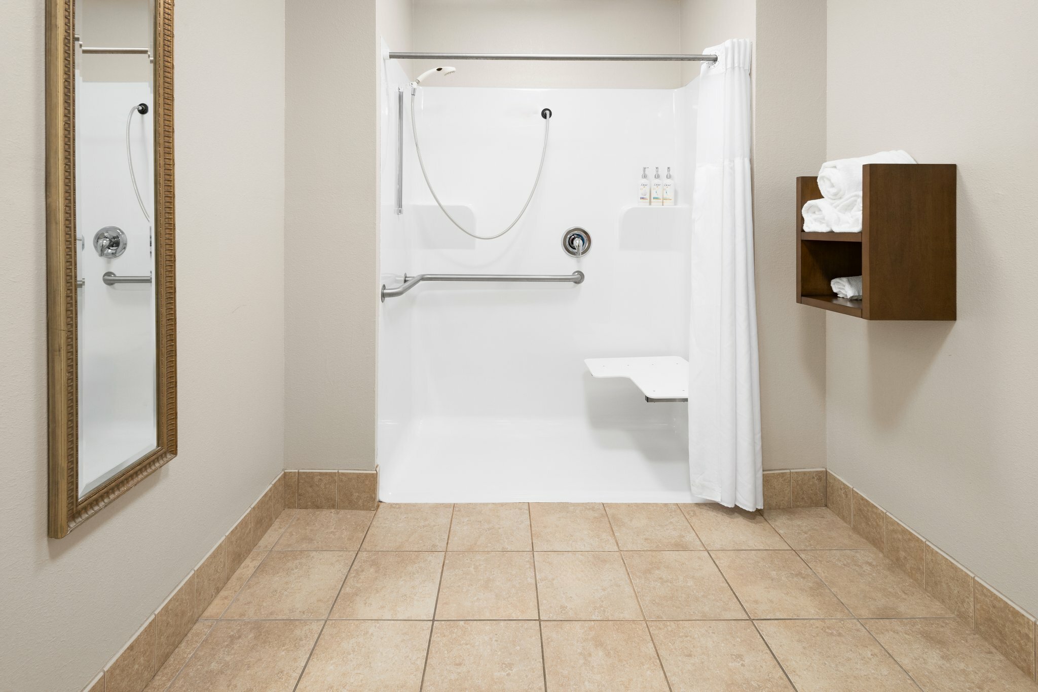 Фото Staybridge Suites Harrisburg, an Ihg Hotel