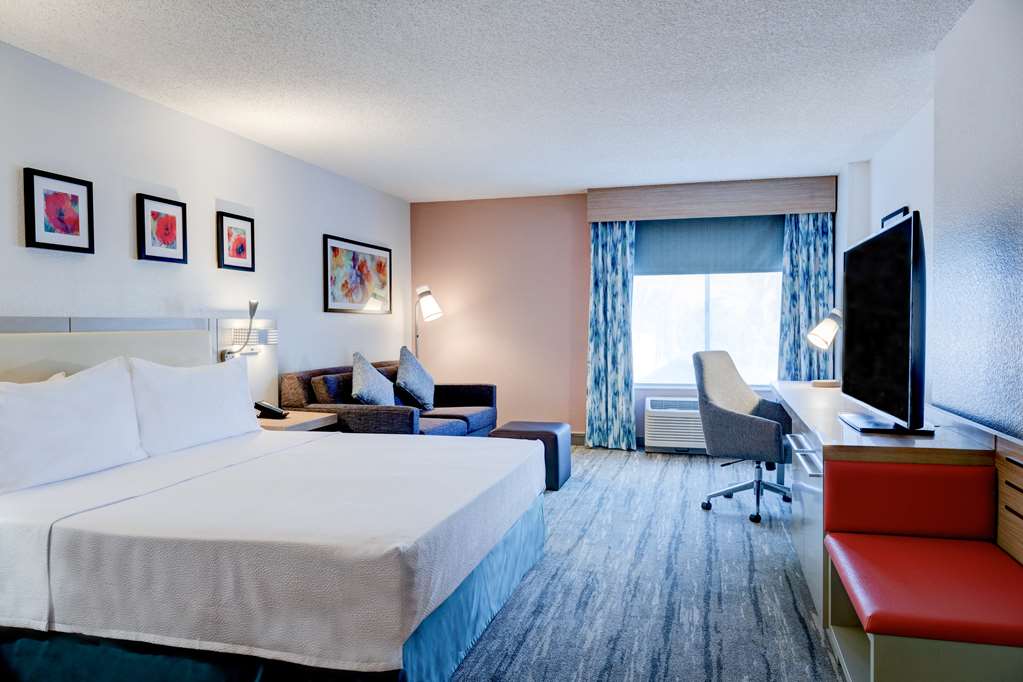 Фото Hilton Garden Inn Anaheim/Garden Grove