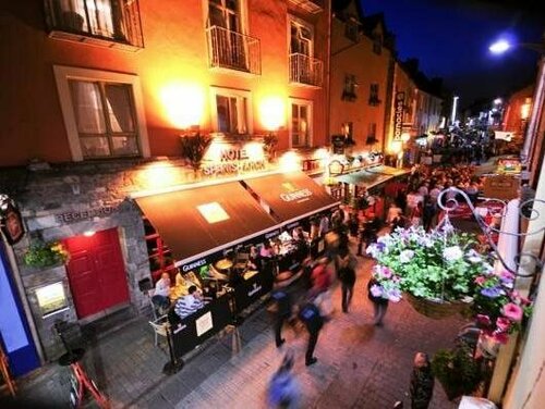 Гостиница The Residence Hotel в Голуэй