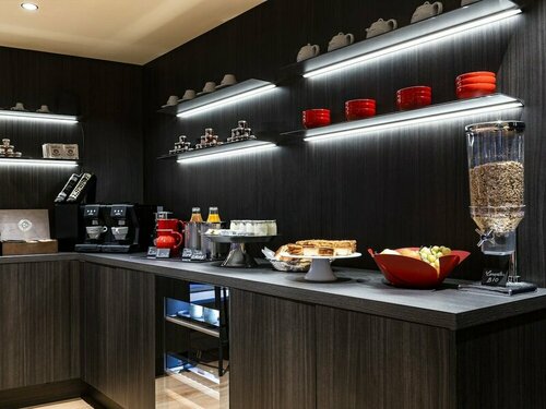 Гостиница Moka Hôtel в Лорьяне