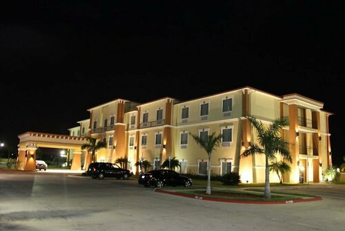 Гостиница Super 8 by Wyndham Hidalgo/McAllen Area в Рейносе
