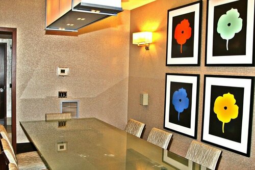 Гостиница Weichert Suites at Wisconsin Place в Бетесде