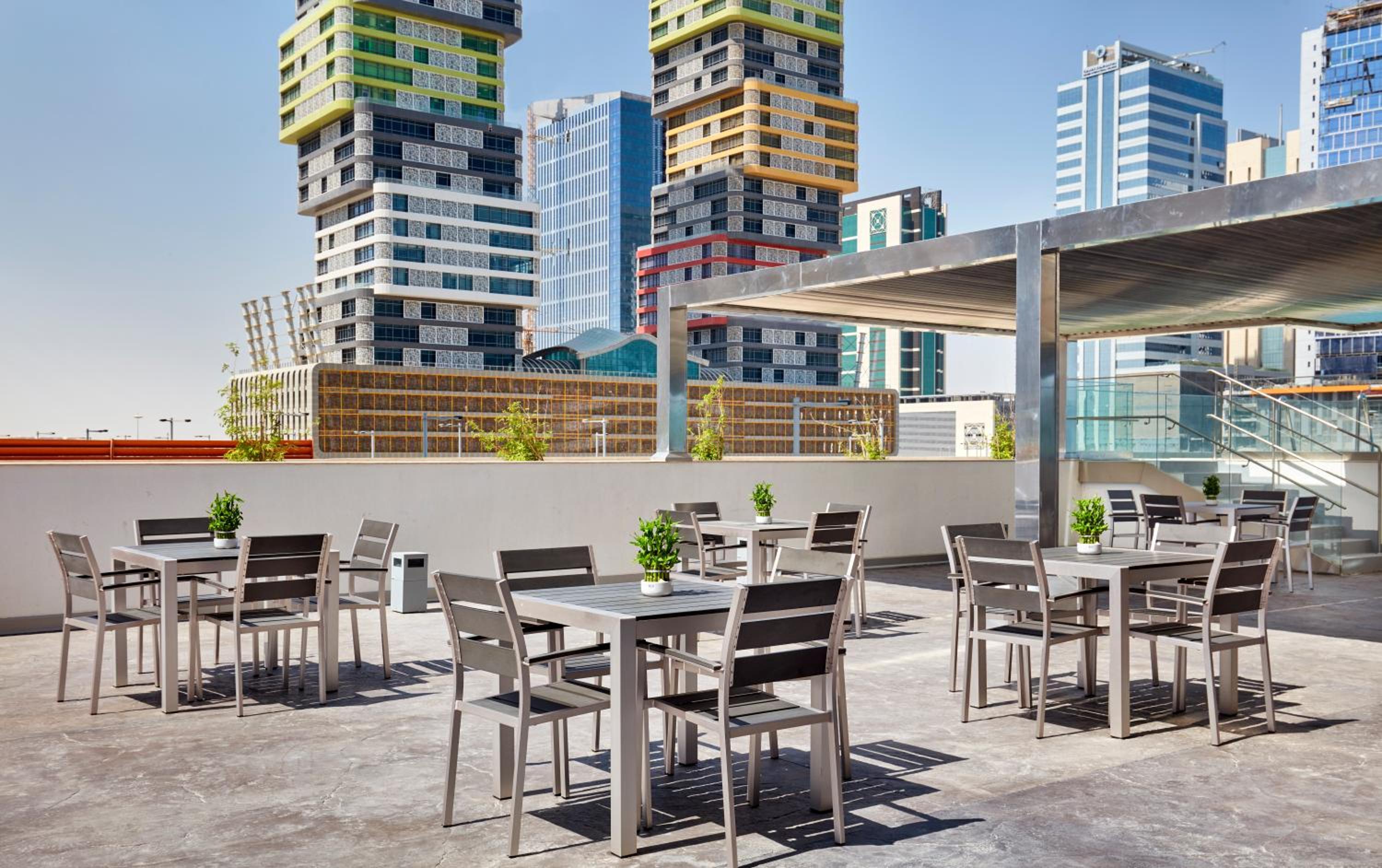 Фото Staybridge Suites - Doha Lusail, an IHG Hotel