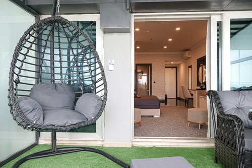 Гостиница Home Plus Hotel в Пендике