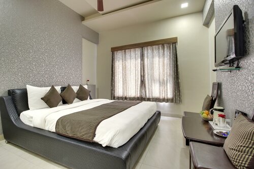 Гостиница Hotel Sai Miracle в Ширди