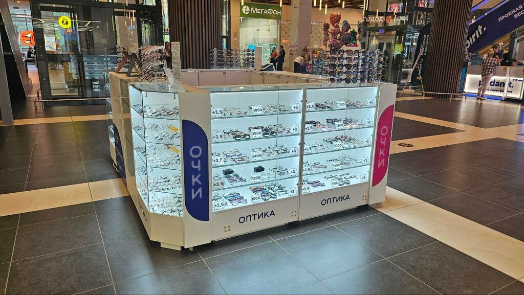 Optika salonu Остров Зрения, Sankt‑Peterburq, foto