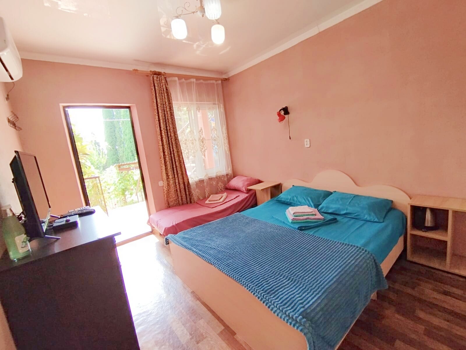 Фото Абхазия Гостевой Дом Новый Афон ул. Курортная 8