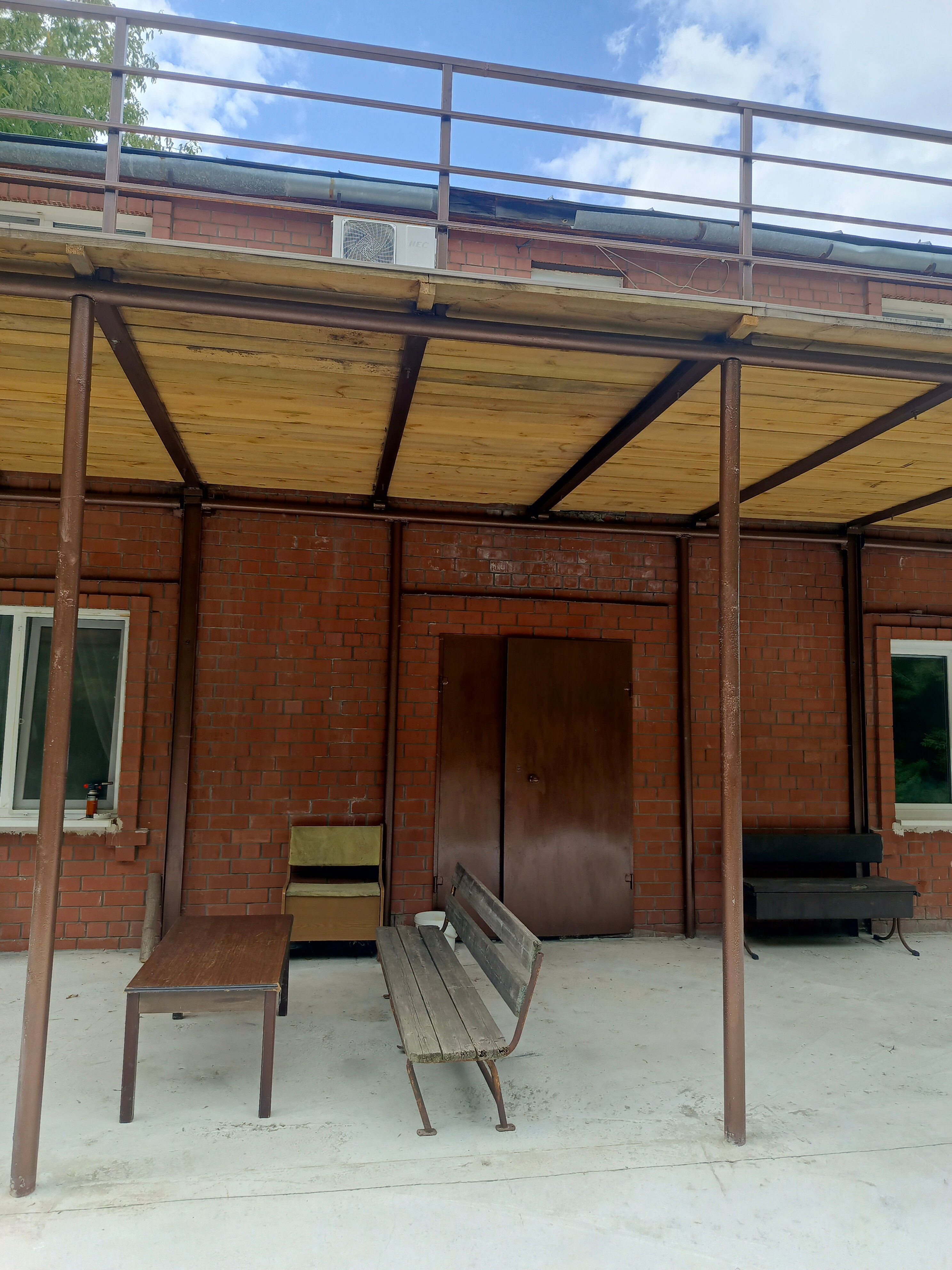 Фото Дом у реки