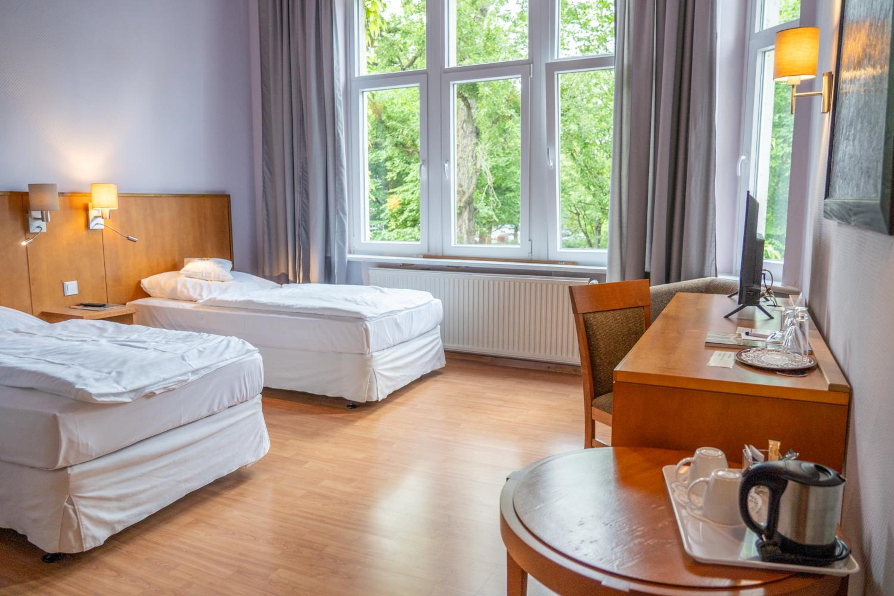 Фото Haus Martens Das Lister Stadthotel