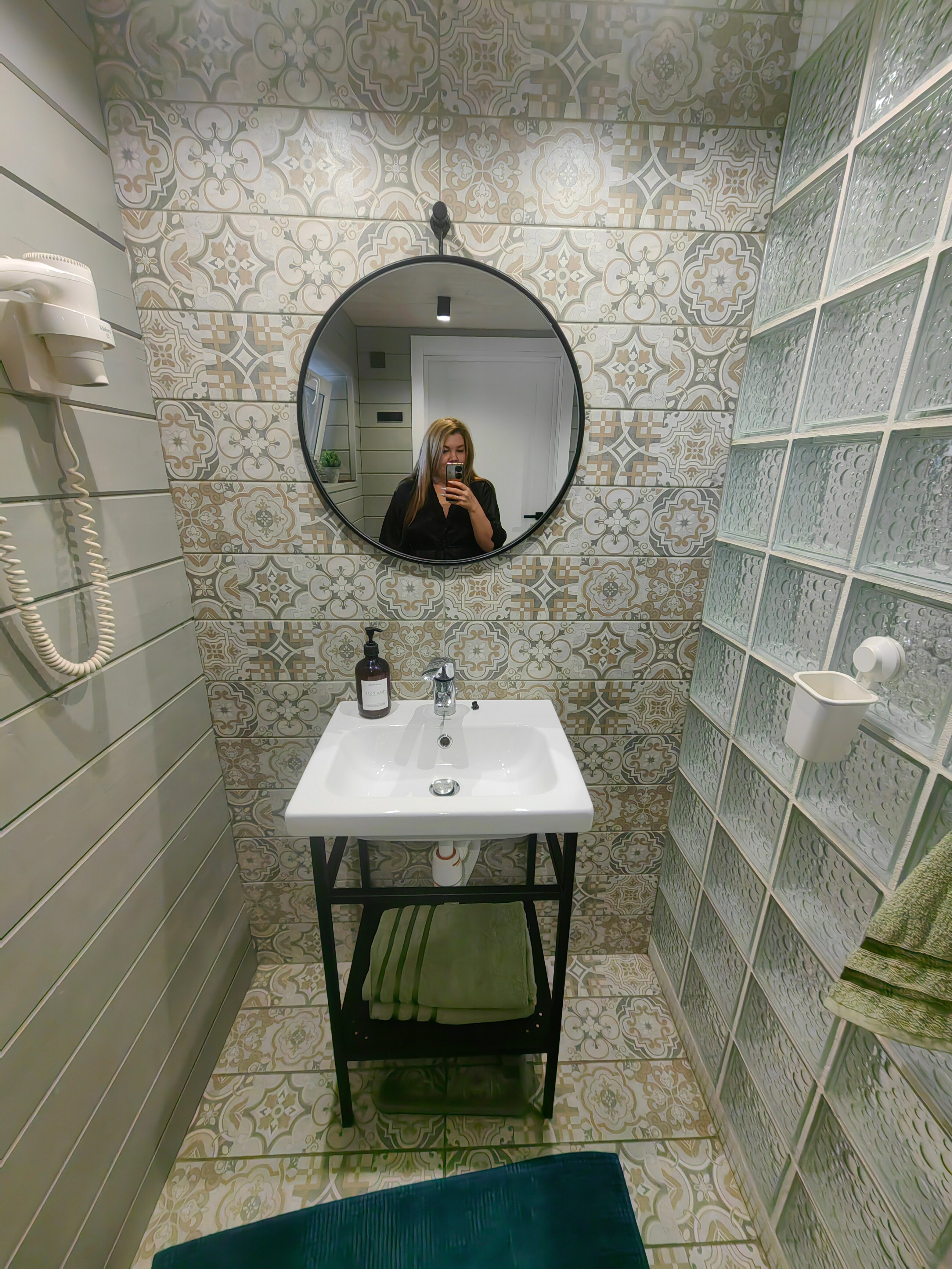 Фото River House