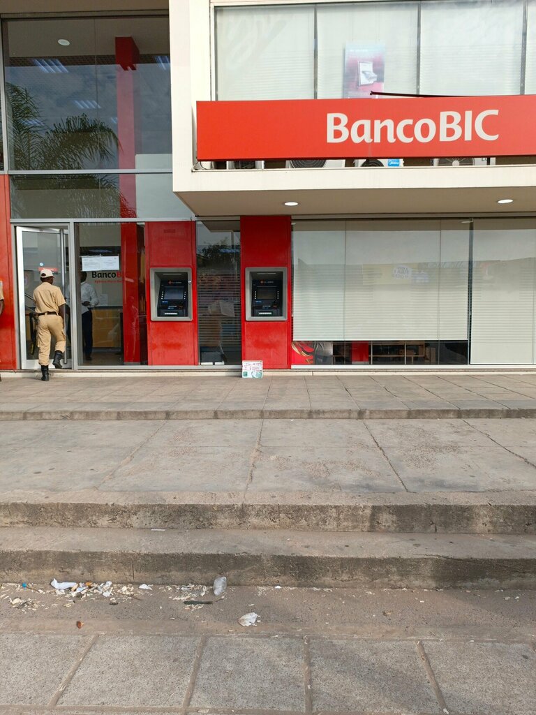 ATM Banco BIC, Loanda, photo