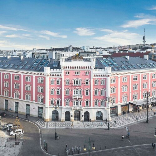 Гостиница Prague Marriott Hotel в Праге