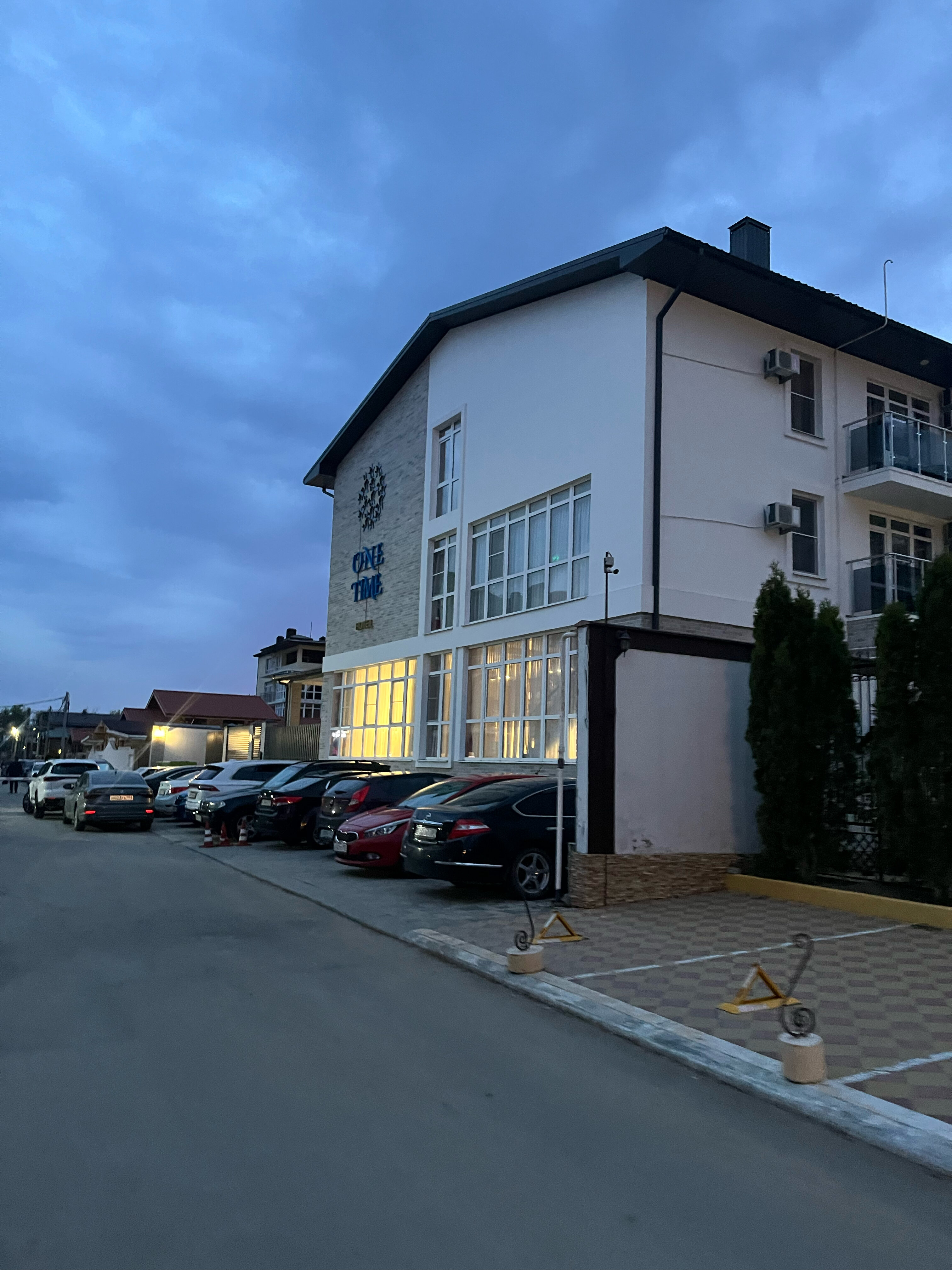 Фото отеля 2