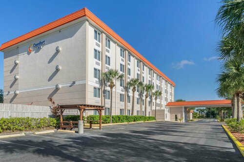 Гостиница Comfort Inn St Petersburg North в Сент-Питерсберге