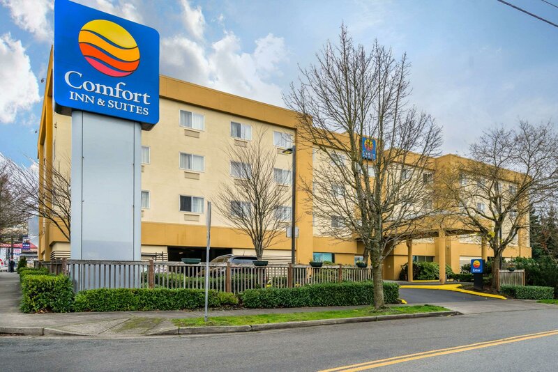 Гостиница Comfort Inn & Suites Seattle North в Сиэтле