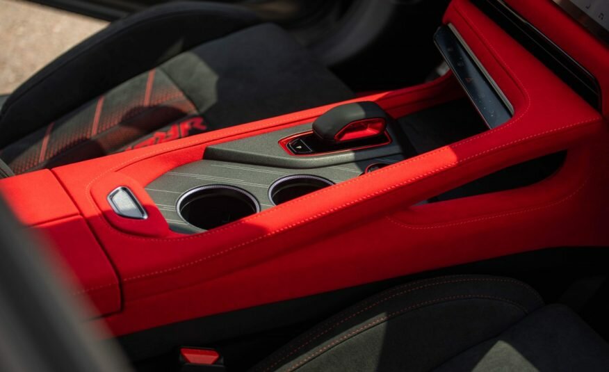 Car dealership Amer Motors, Dubai, photo