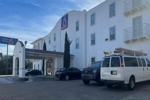 Гостиница Studio 6 Suites - Dallas, Tx - Downtown