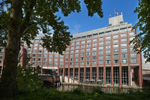 Гостиница Steigenberger Hotel Hamburg в Гамбурге