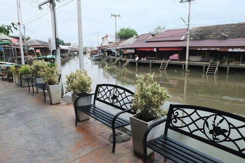 Гостиница Rimrabeang Amphawa Cafe and Suite