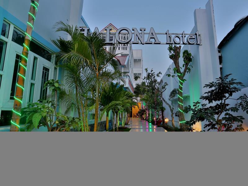 Фото Halona Hotel