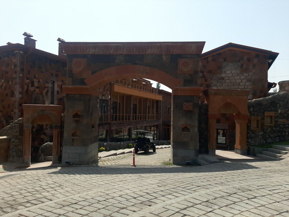 Фото Red Bridge Yerevan