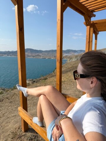 Фото Меганом Скай