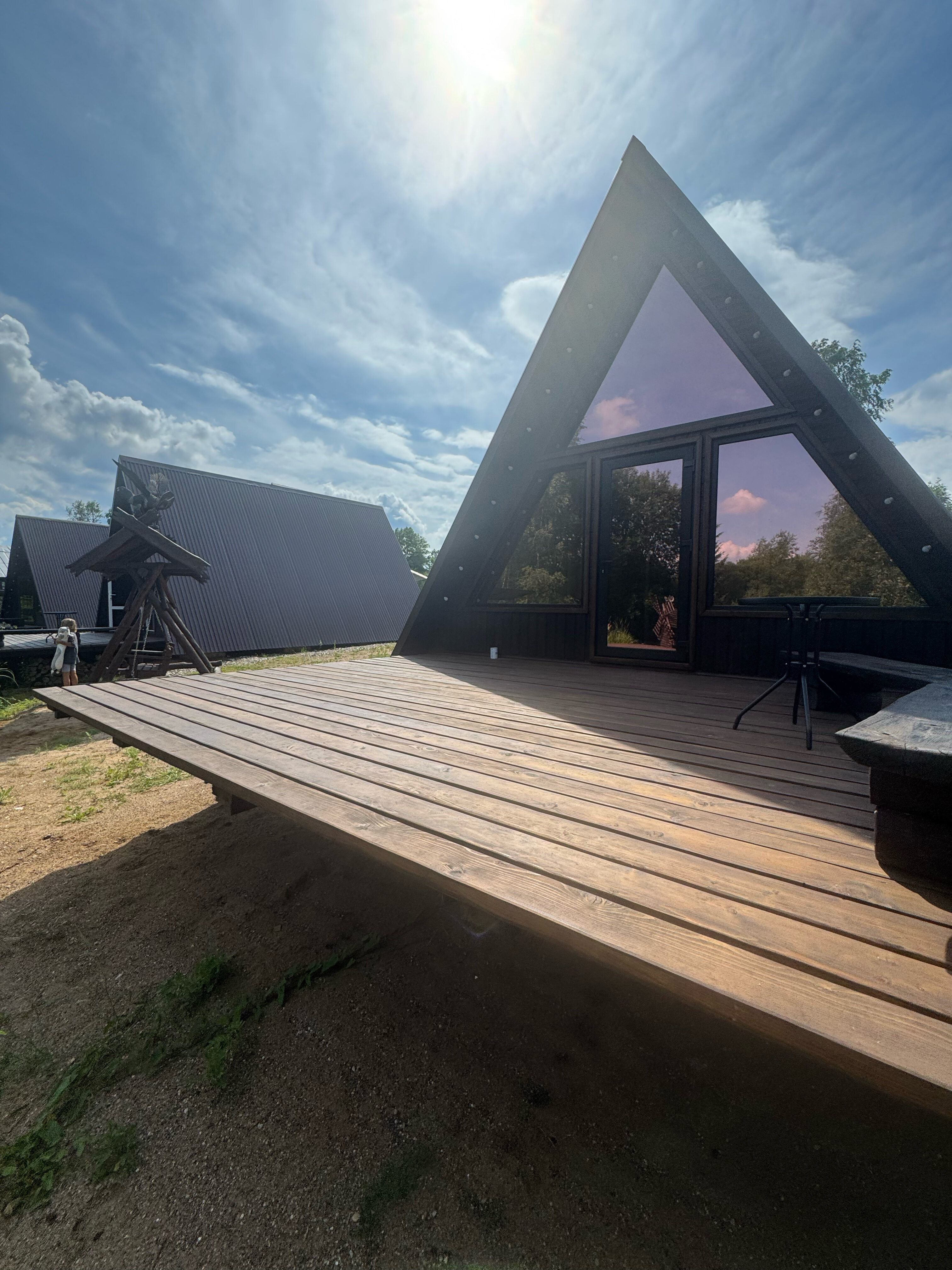 Фото Дом у пруда