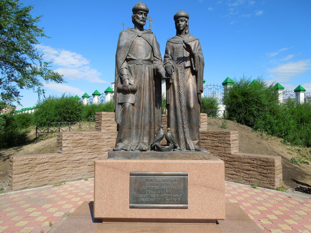 Monument, memorial Пётр и Феврония Муромские, Abakan, photo