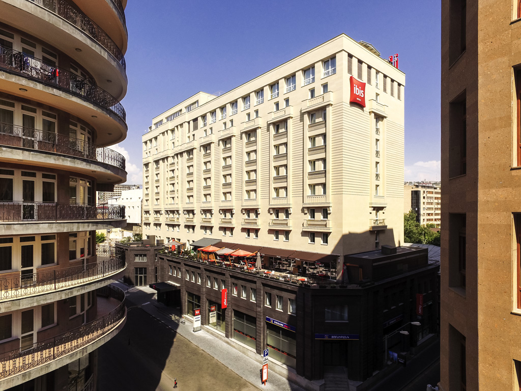 Фото Ibis Yerevan Center