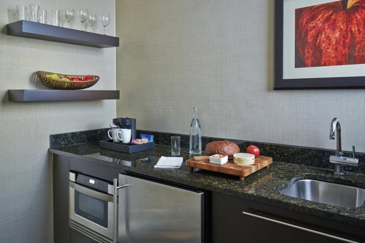 Фото Shelburne Hotel & Suites by Affinia