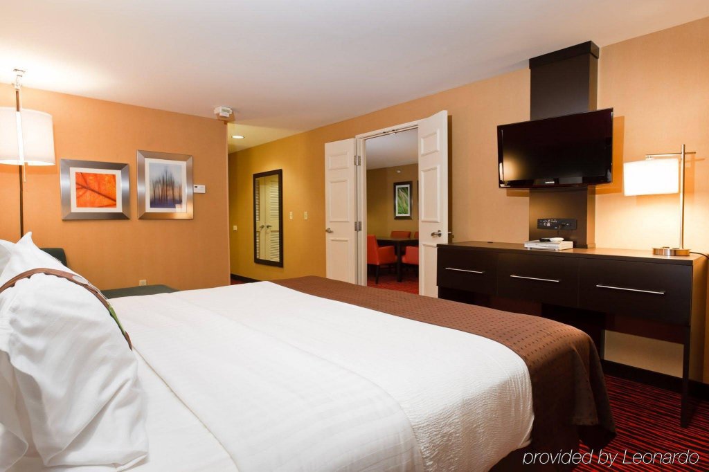 Фото Holiday Inn Colorado Springs Airport, an Ihg Hotel